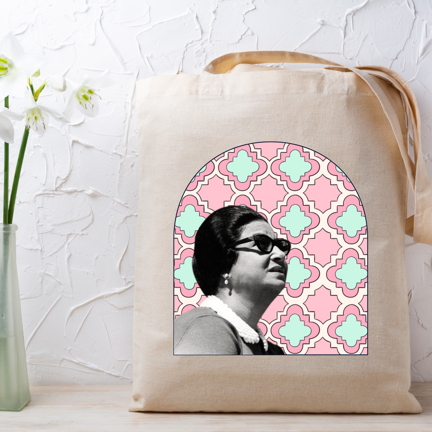 'Um Kulthoum' Tote Bag